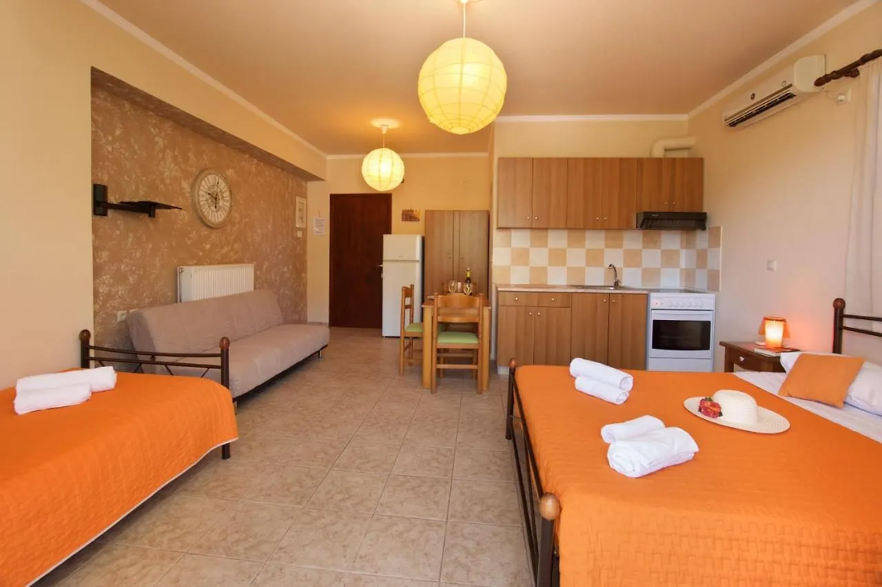 Minas Apartments Divarata Greece